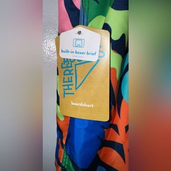 Boys Board Shorts – Swim Trunks in NWT Condition, XS (6/7) – Dive into Fun! - Picture 3 of 6